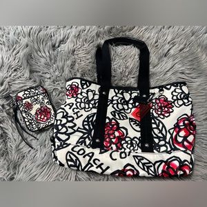 Coach Poppy Purse with Coach Poppy Wristlet. Used in great condition.